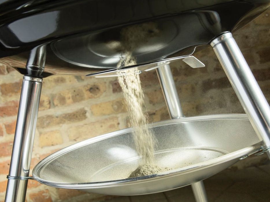 Угольный гриль Weber Compact Kettle 57 см, с гарантией 5 лет.