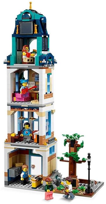 НОВО LEGO Creator 3 в 1 31141 - Главна улица