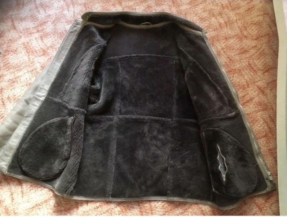 Cojoc de piele naturală, căptușit cu blană, mărimea 52