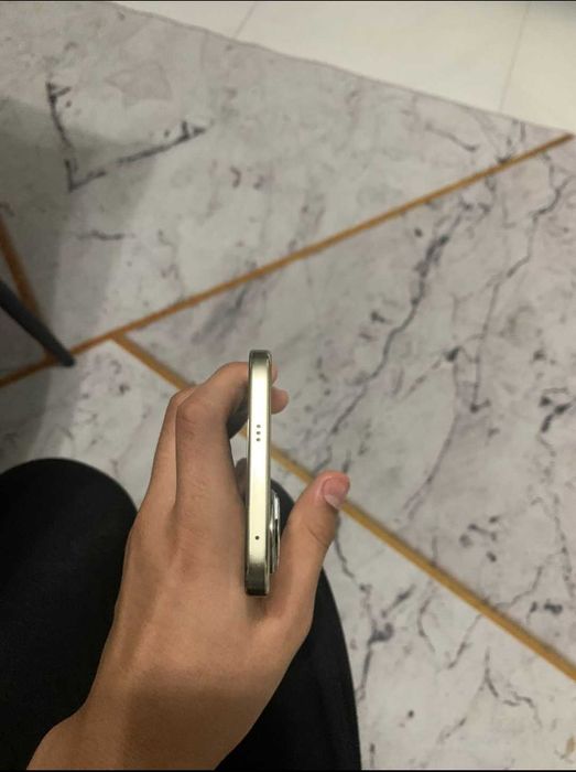 Продам или обменяю  Huawei nova 11