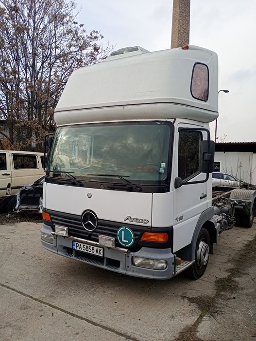 Продавам надстройка за Мерцедес Атего