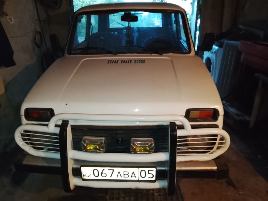 Продам нива 21213