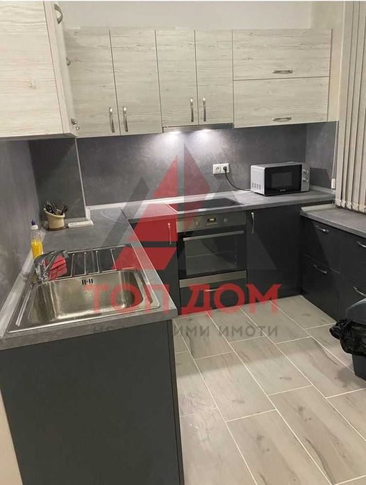 Дава се под наем Тристаен апартамент в Варна, Бриз - 75 кв.м за 586.5 € - Снимка #1