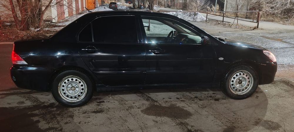 Продается Митсубиси Лансер