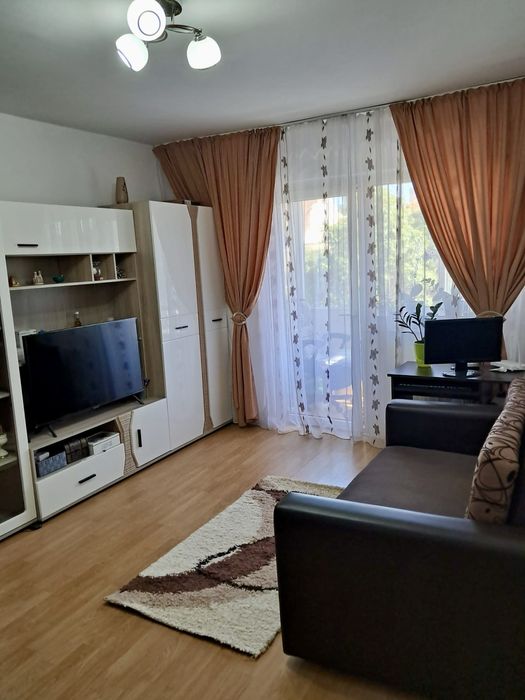 Apartament 2 camere de inchiriat