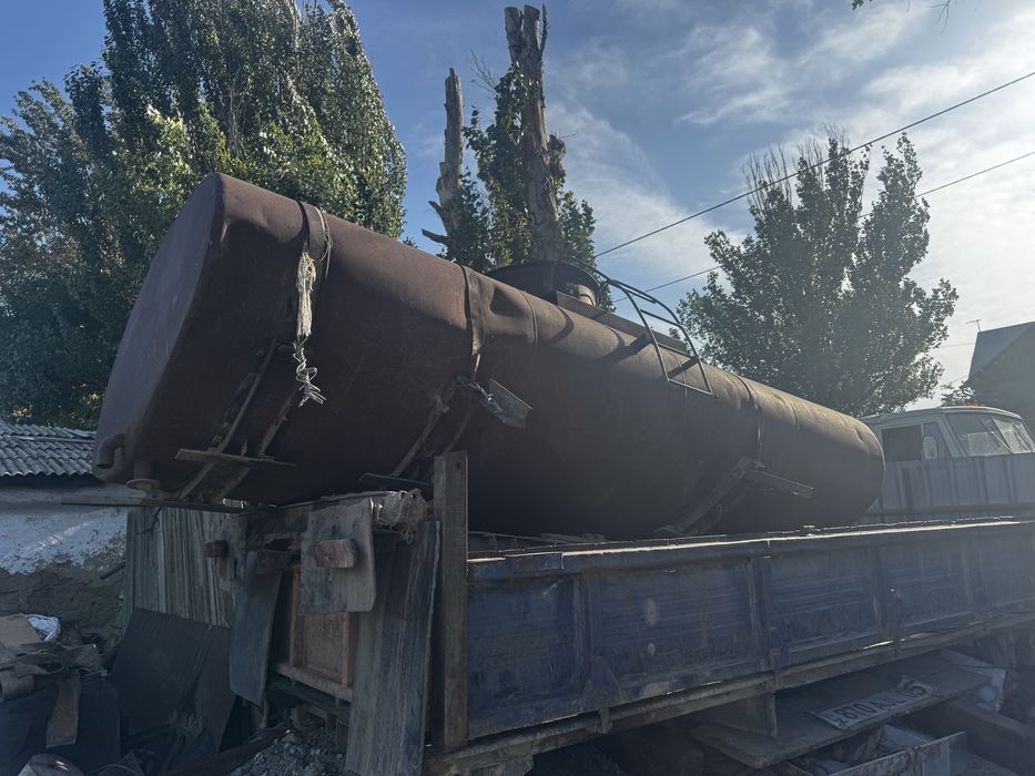 Продам бочку 8 куб