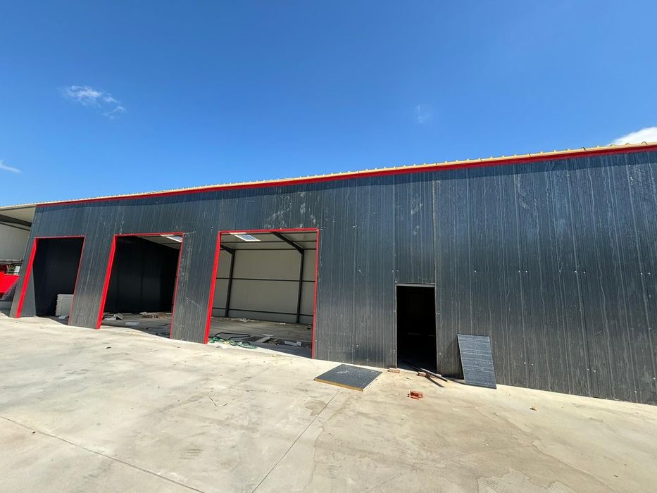 Hale industriale structuri metalice  depozite hale