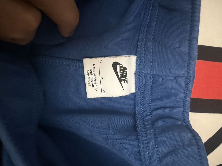 Оригинално долнище на  Nike Tech