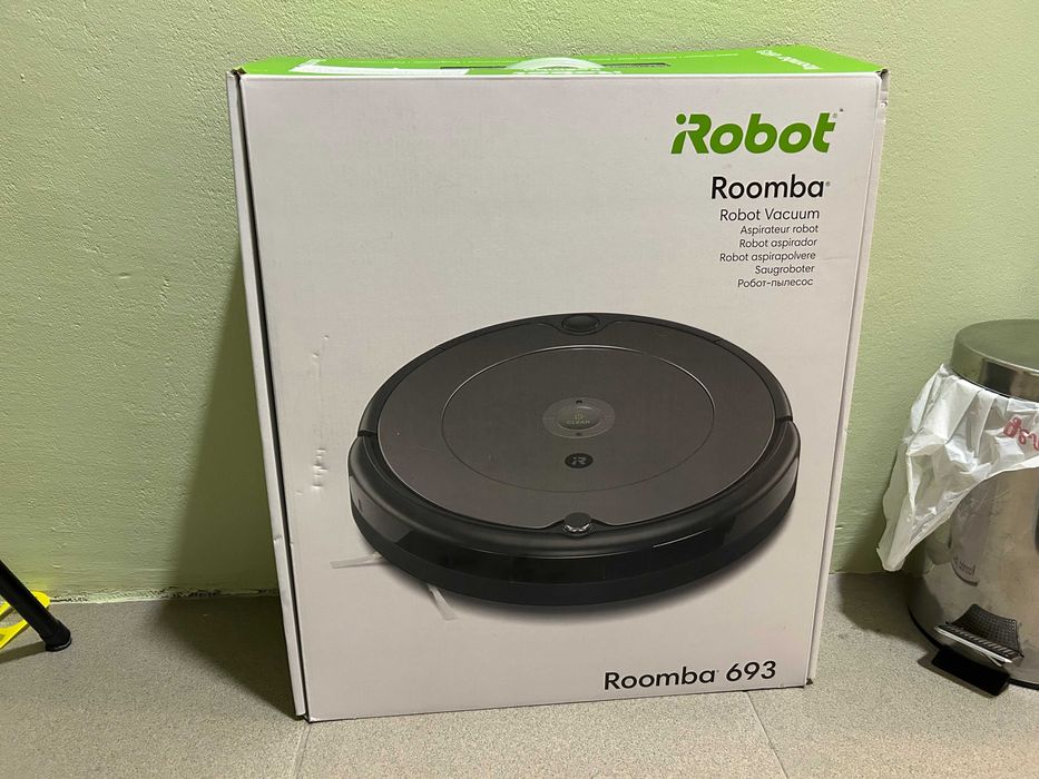 Прахосмукачка робот Roomba 693