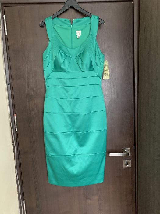 Рокля зелена