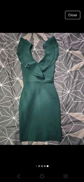 Rochie mulata, volane, decolteu V