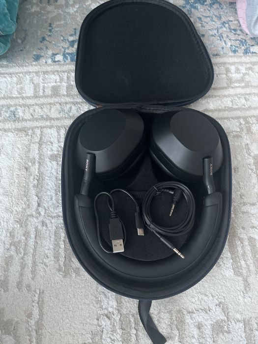 Наушники Sony WH1000 XM5