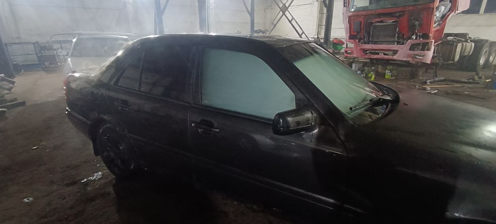 Mercedes-benz с 202