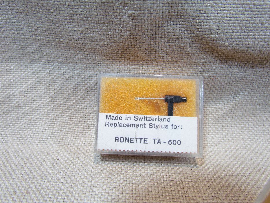 4 Броя Швейцарски Грамофонни Диамантени иглички за Винтидж Грамофони