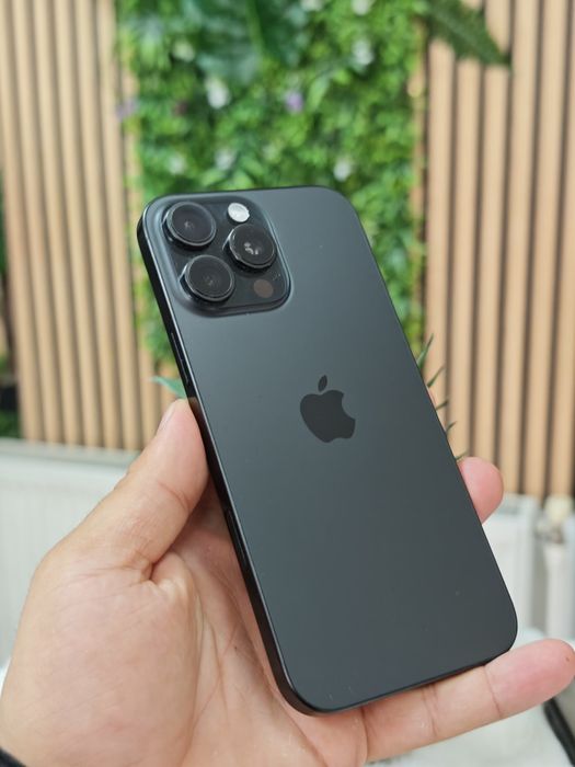 iPhone 16 Pro Max Black