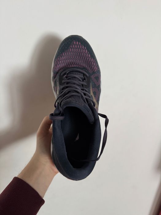 Mizuno wave horizon 5