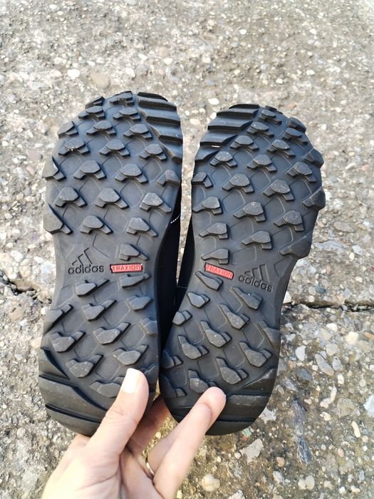 Зимни апрески Adidas