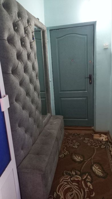 Srochno Bez makler Gorgazda kvartrira sotiladi 2/4/4