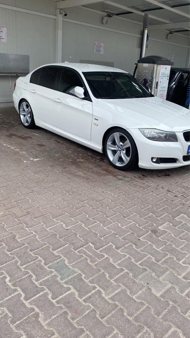 Bmw e90 2011 automat