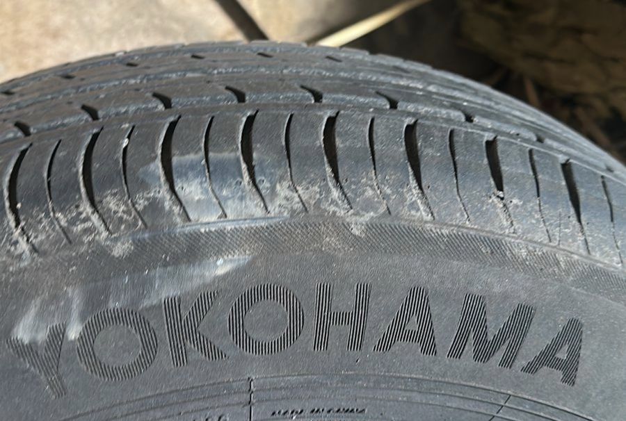 Продам срочно покрышки