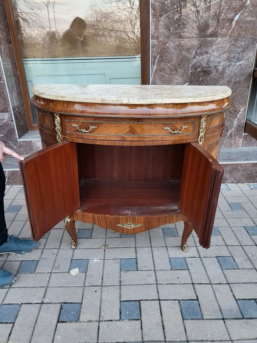 Италиански бароков комод