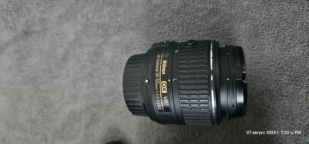 Фотоапарат Nikon