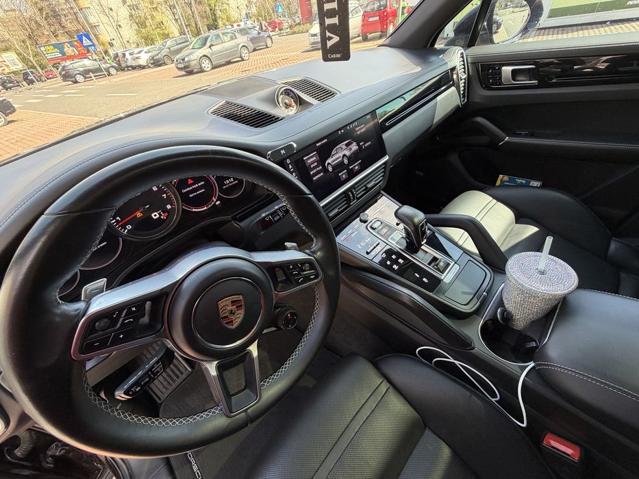PORSCHE Cayenne 2020 — imagine 4
