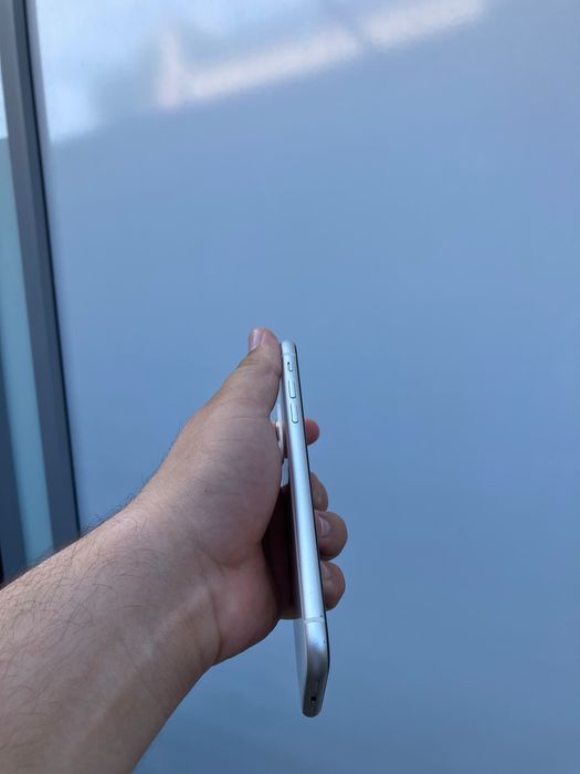 Iphone 11 с гарантие