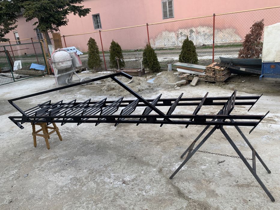 Confectii metalice