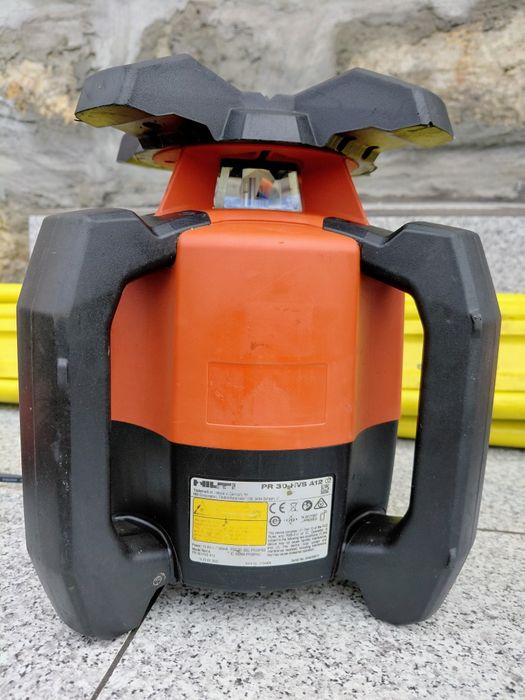 Hilti PR 30 HVS-A12 - Ротационен лазерен нивелир