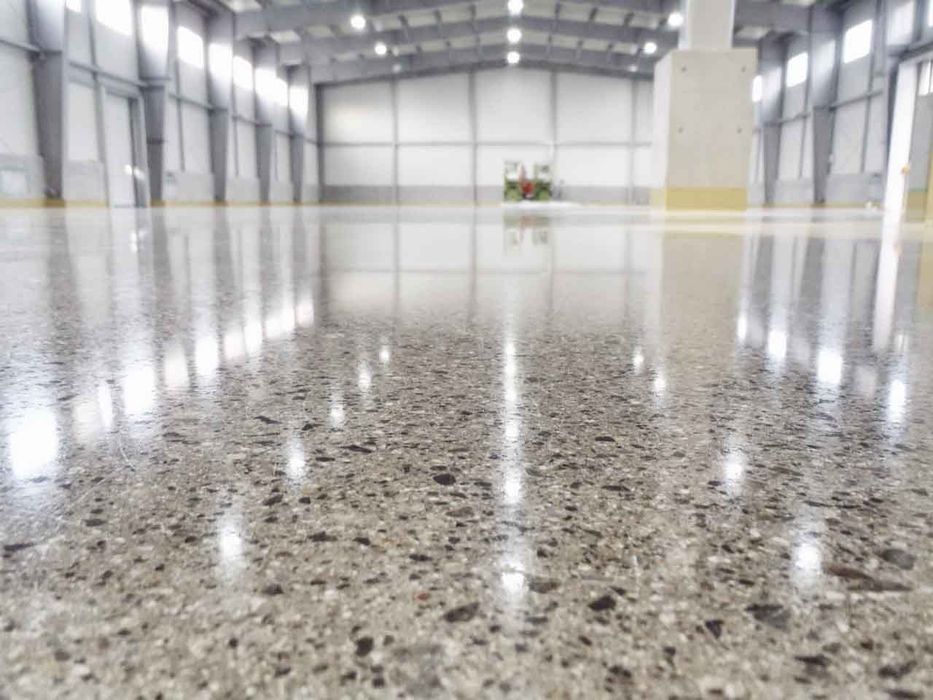 Бетонные полировка ангарах для производства завода