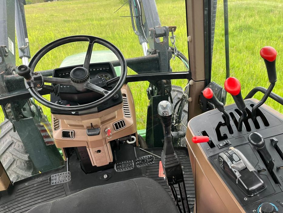 Vând tractor John Deere