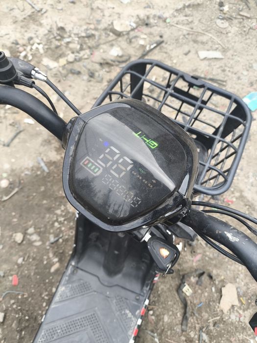 Продам элетроскутер.