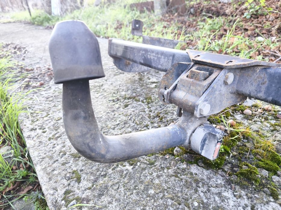 Теглич за тойота рав4 Toyota rav4  Bosal