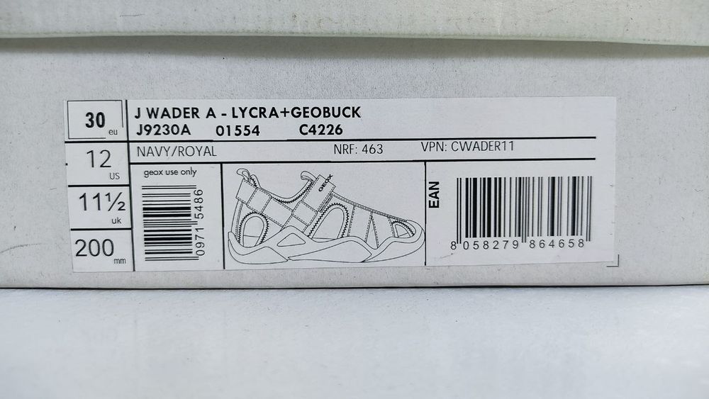 Продам сандалии Geox