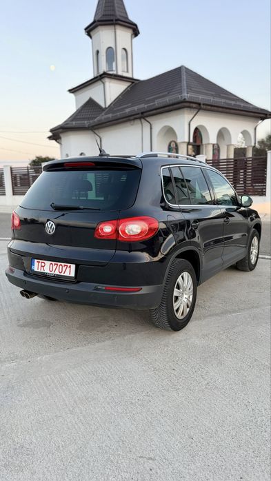 VOLKSWAGEN Tiguan 2010 — imagine 3