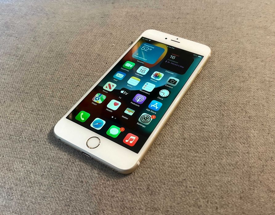 iPhone 6s Plus 128GB Gold A1687 iOS 15.8.7 baterie 96%
