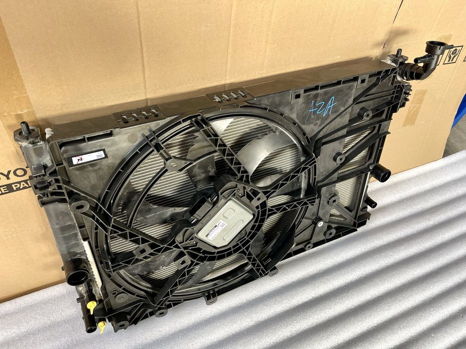 Диффузор и радиатором на Camry 80 Камри 80