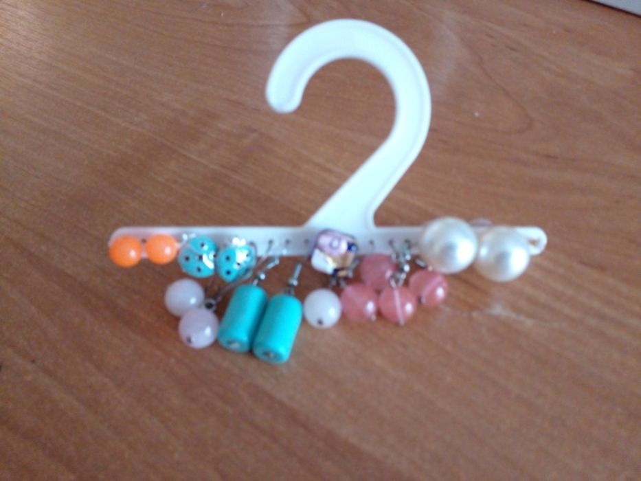 Браслеты б/у и Серьги  б/у . Браслеты Б/У. БРАСЛЕТЫ Б/У.