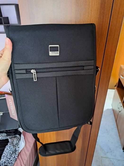Чанта за таблет Титан