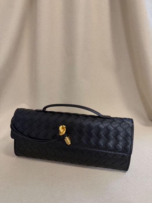 Geanta clutch bottega veneta andiamo
