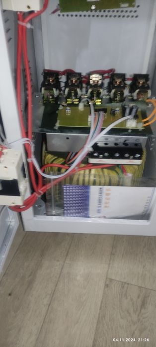 Стабилизатор напряжения