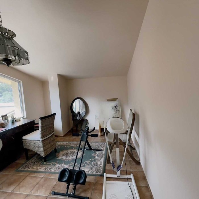 Къща с ФУРНА в село Марково