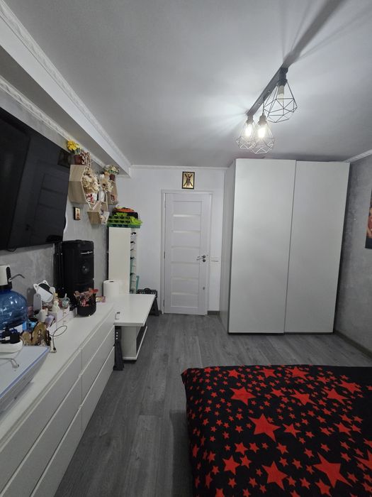 Garsonieră de vânzare