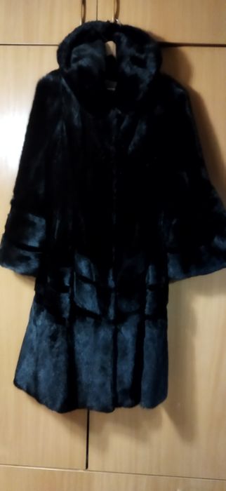 Продаю норковую шубу