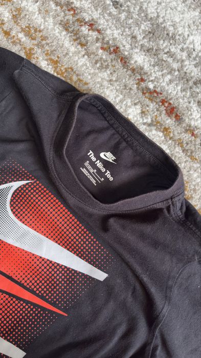 Tricou nike (culoarea neagra)