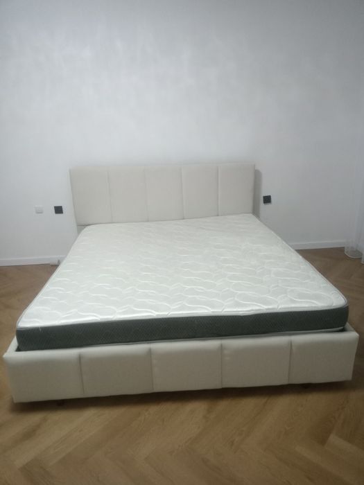 Продам двухспальный кровать