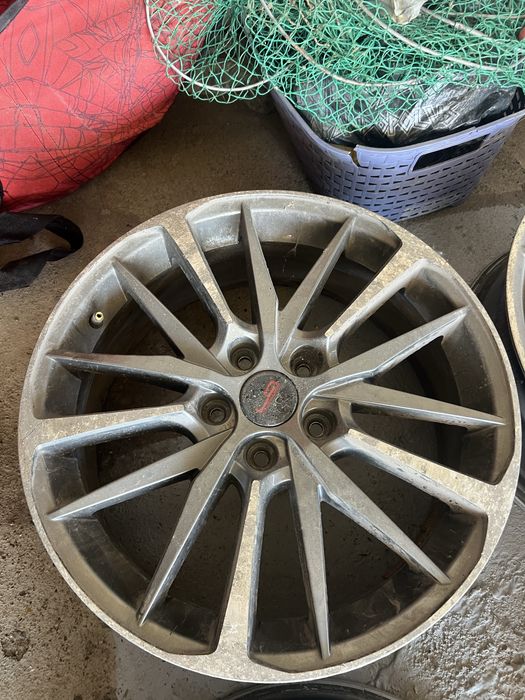 Продам диски на 18