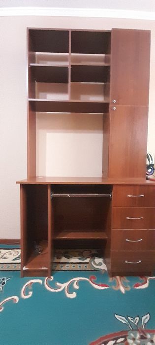 Компьютерный стол