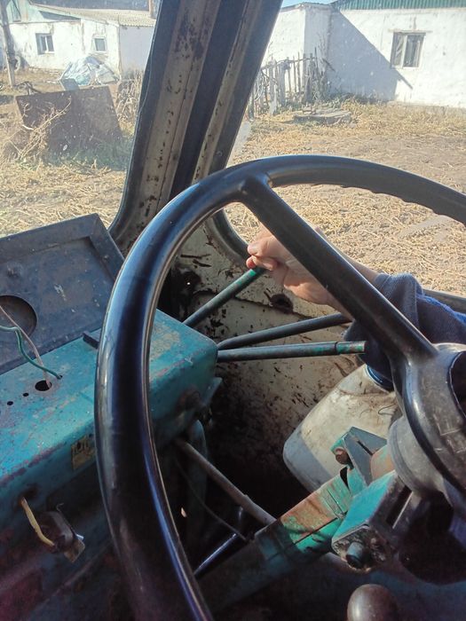 Трактор жылы1990